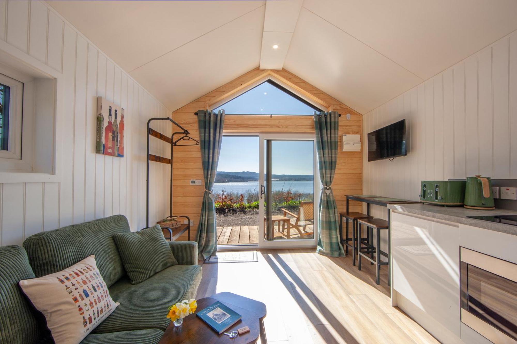 Appin Holiday Homes -Caravans, Lodges, Shepherds Hut And Train Carriage Stays المظهر الخارجي الصورة