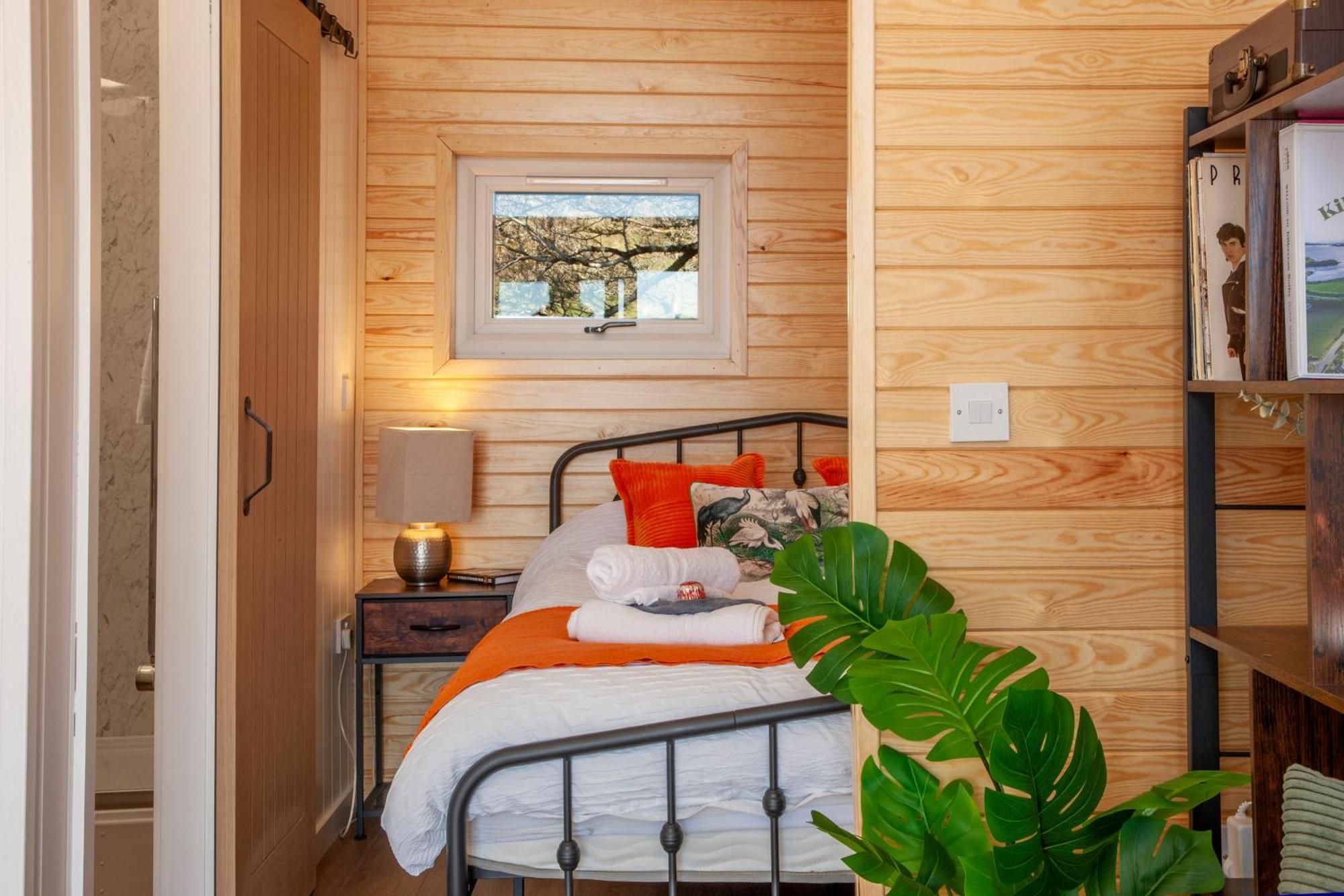 Appin Holiday Homes -Caravans, Lodges, Shepherds Hut And Train Carriage Stays المظهر الخارجي الصورة