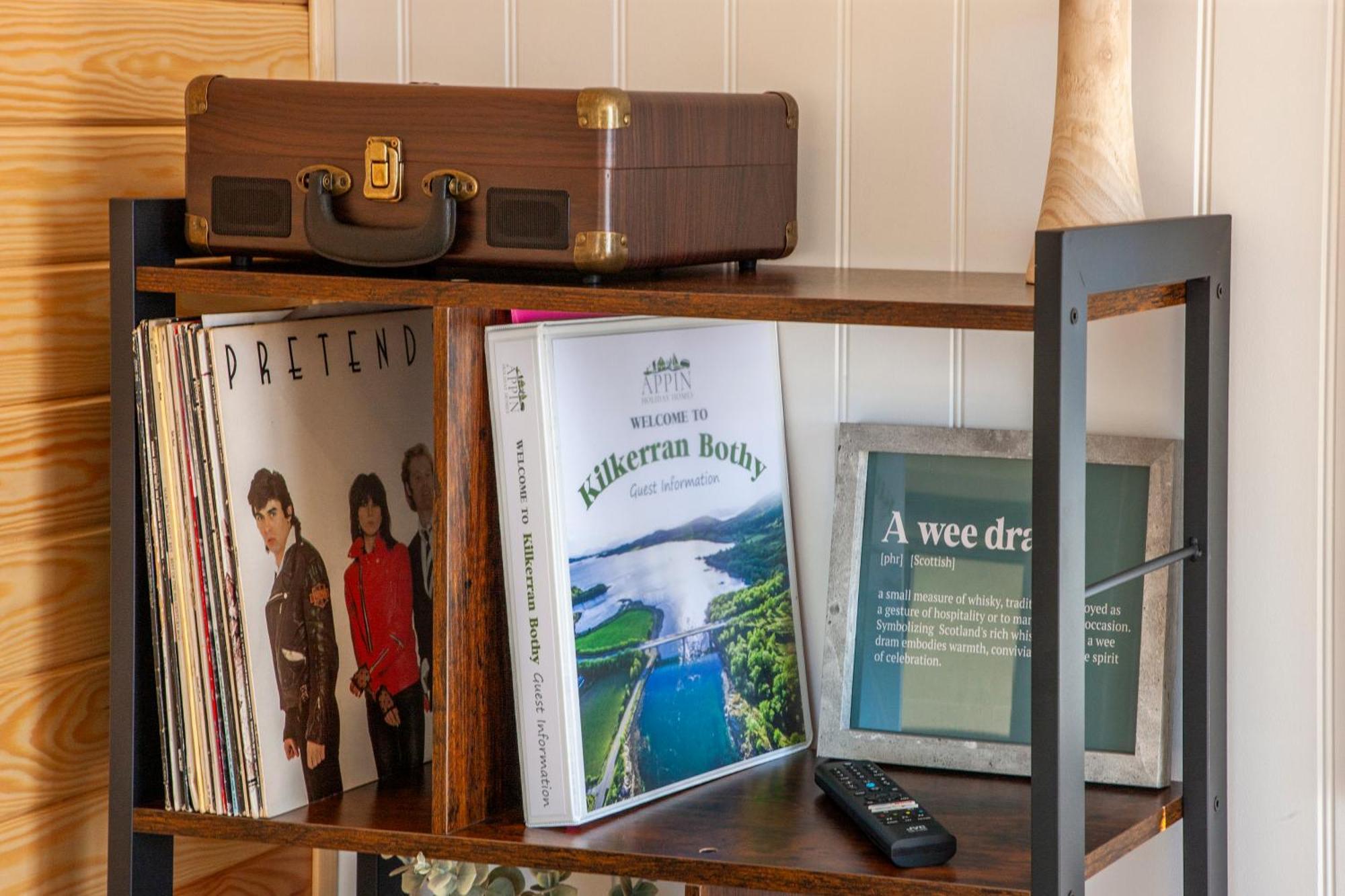 Appin Holiday Homes -Caravans, Lodges, Shepherds Hut And Train Carriage Stays المظهر الخارجي الصورة